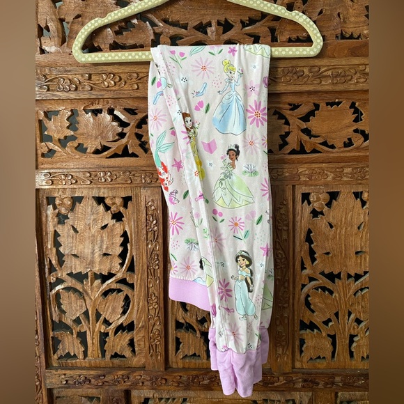 Little Sleepies OG Disney Princesses Pink 5/6 Two-Piece Long Sleeve Pajamas - Picture 4 of 5